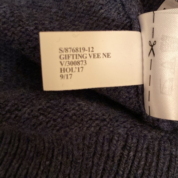 Banana Republic Italian Extra Fine Merino Wool V Neck L/S Sweater Mid Blue Sz L - Picture 7 of 7